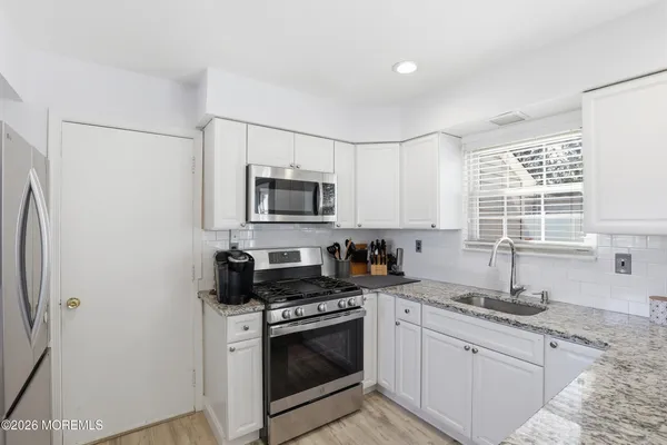 $650,000 | 5 Berkshire Drive, Howell, NJ 07731