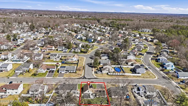 $650,000 | 5 Berkshire Drive, Howell, NJ 07731