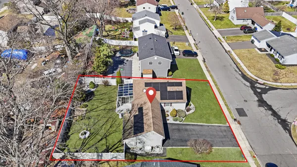 $650,000 | 5 Berkshire Drive, Howell, NJ 07731