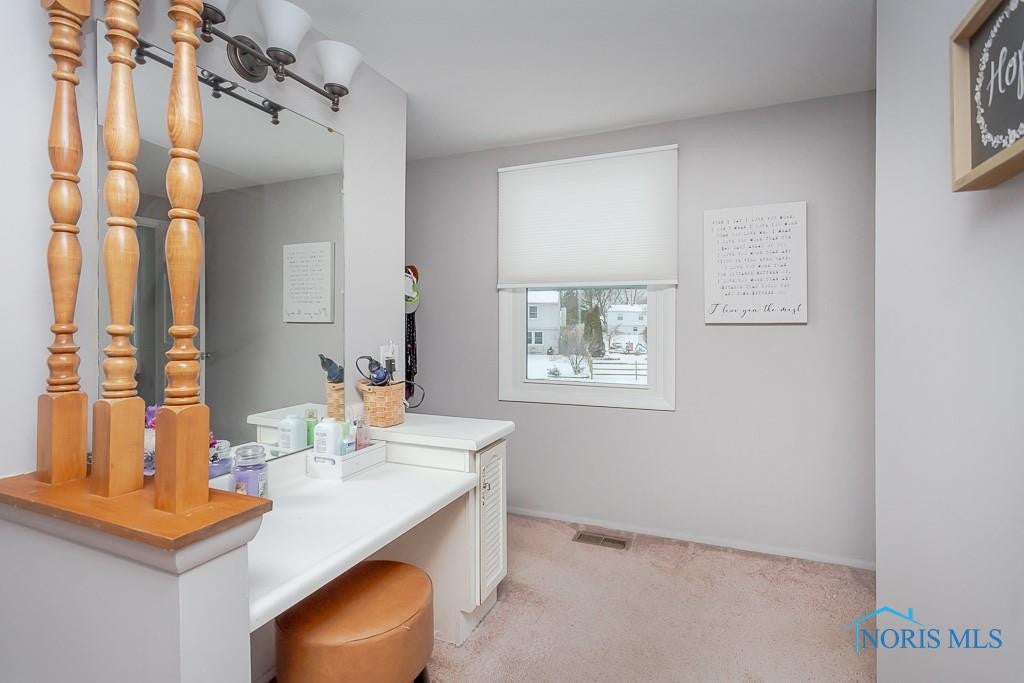 2023 Kellerston Road Maumee, OH 43537 - Photo 11 of 40 Gallery Image 11