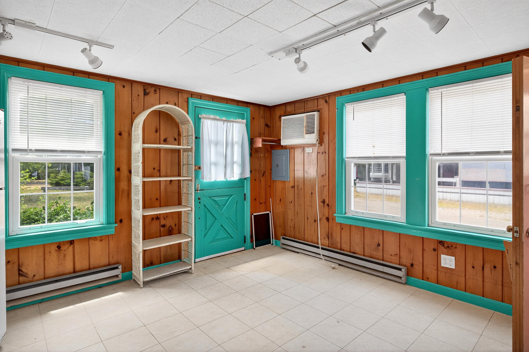 216 Main Street Orleans, MA 02653 - Photo 14 of 51 a view of an empty room with a window
