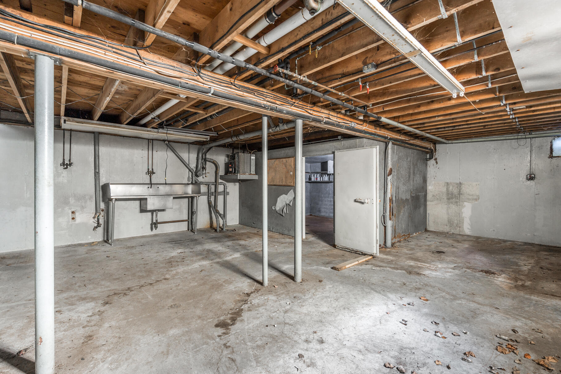 216 Main Street Orleans, MA 02653 - Photo 43 of 51 Basement of fish market