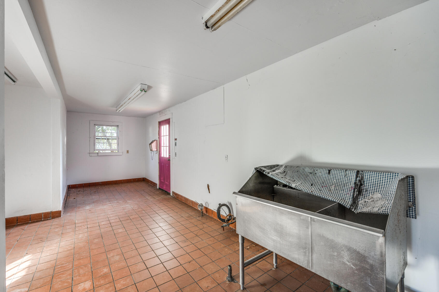 216 Main Street Orleans, MA 02653 - Photo 46 of 51 Fish Market