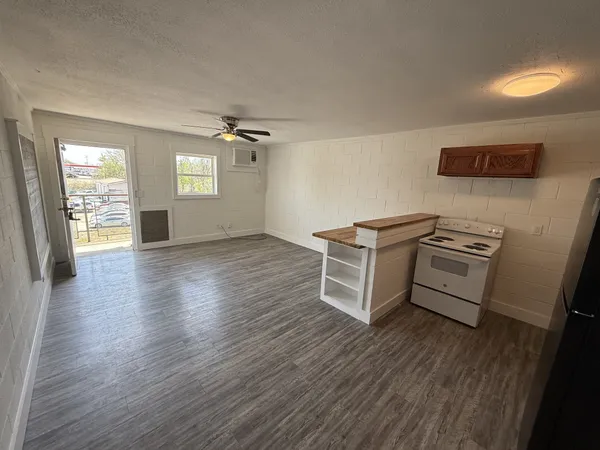 $750 | 626 Power Street, Unit 7, Clarksville, TN 37042