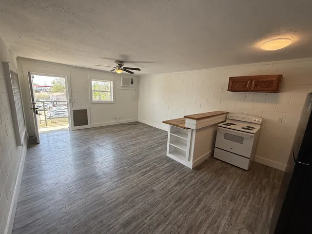 $750 | 626 Power Street, Unit 7, Clarksville, TN 37042