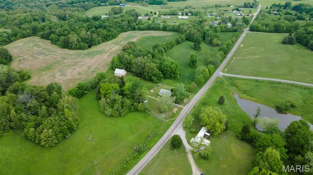 $650,000 | 3933 State Hwy B, Oak Ridge, MO 63769