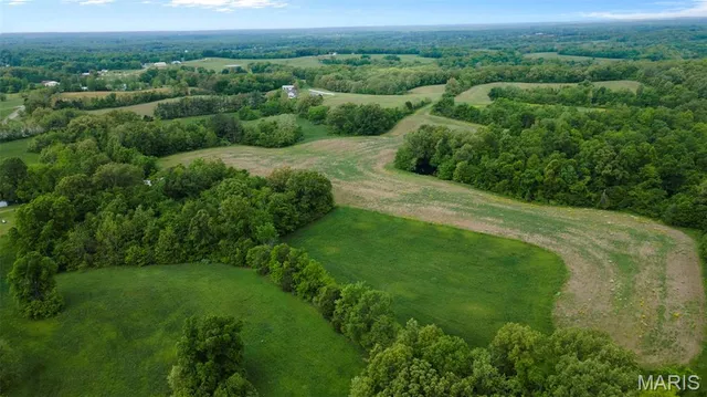 $650,000 | 3933 State Hwy B, Oak Ridge, MO 63769