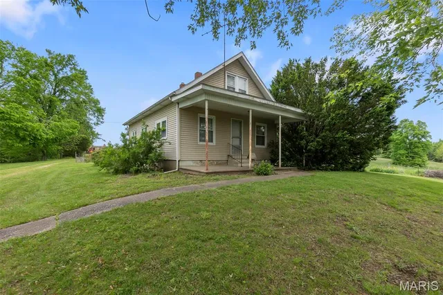 $650,000 | 3933 State Hwy B, Oak Ridge, MO 63769