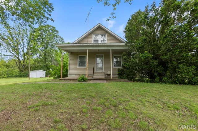 $650,000 | 3933 State Hwy B, Oak Ridge, MO 63769