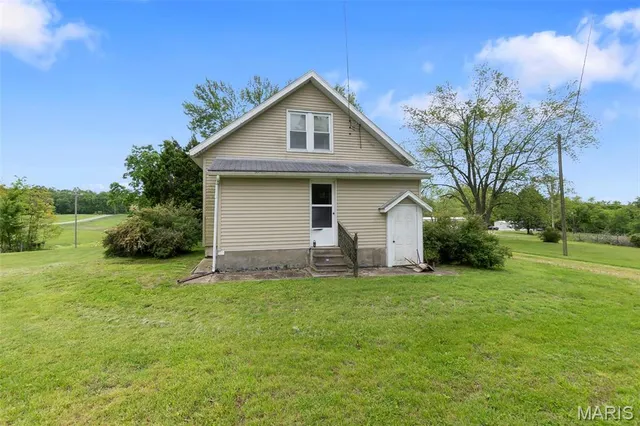 $650,000 | 3933 State Hwy B, Oak Ridge, MO 63769