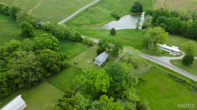 $650,000 | 3933 State Hwy B, Oak Ridge, MO 63769