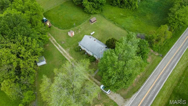 $650,000 | 3933 State Hwy B, Oak Ridge, MO 63769