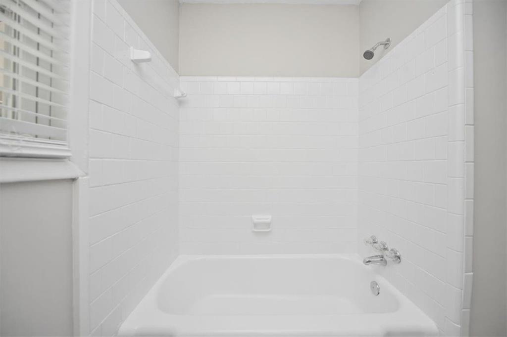 2432 Woodacres Road Northeast Atlanta, GA 30345 - Photo 19 of 32
