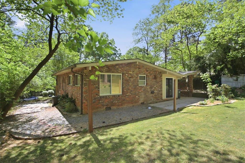 2432 Woodacres Road Northeast Atlanta, GA 30345 - Photo 2 of 32