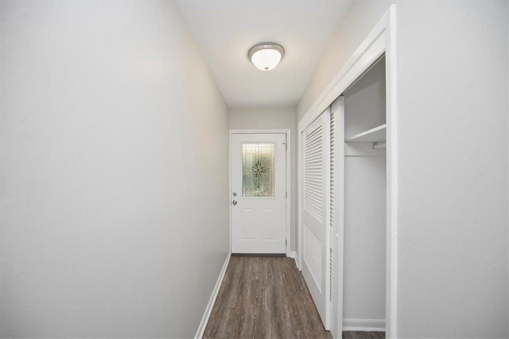2432 Woodacres Road Northeast Atlanta, GA 30345 - Photo 7 of 32