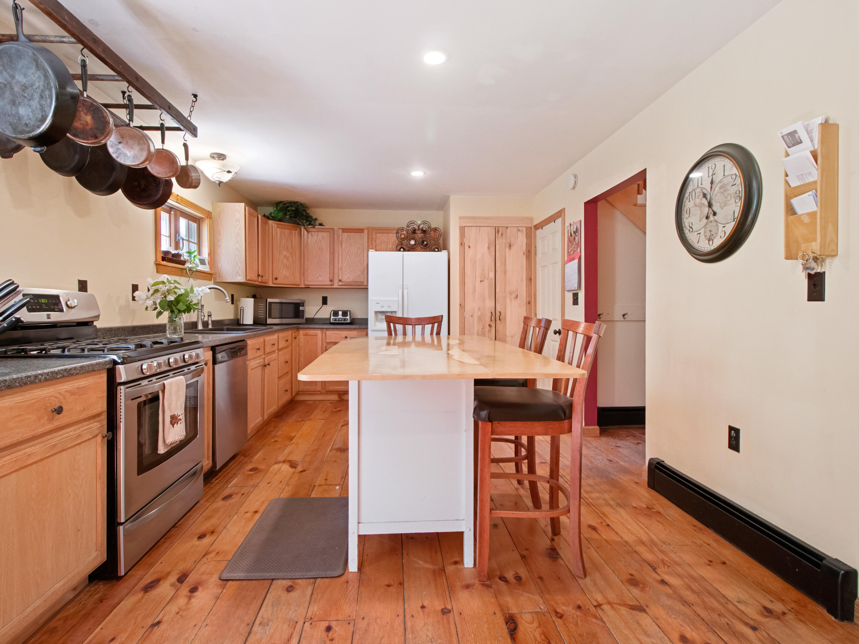 240 Dolloff Road Standish, ME 04084 - Photo 18 of 40 Country kitchen