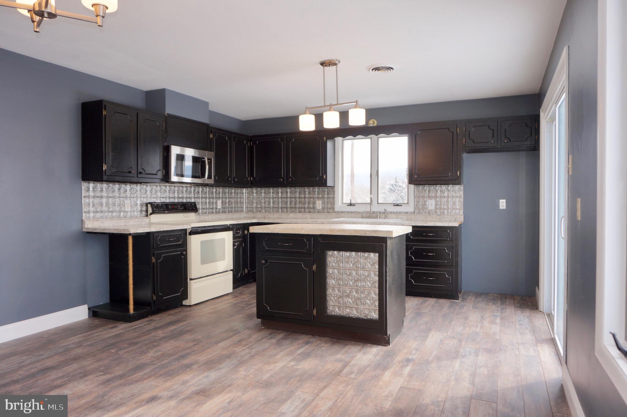 215 South Crossroads Road Lykens, PA 17048 - Photo 18 of 39 Gallery Image 18
