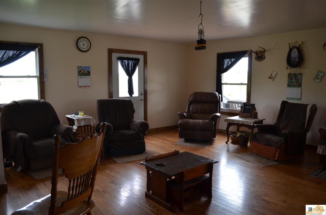 3940 Lyon School Road Glasgow, KY 42141 - Photo 8 of 52 Gallery Image 8