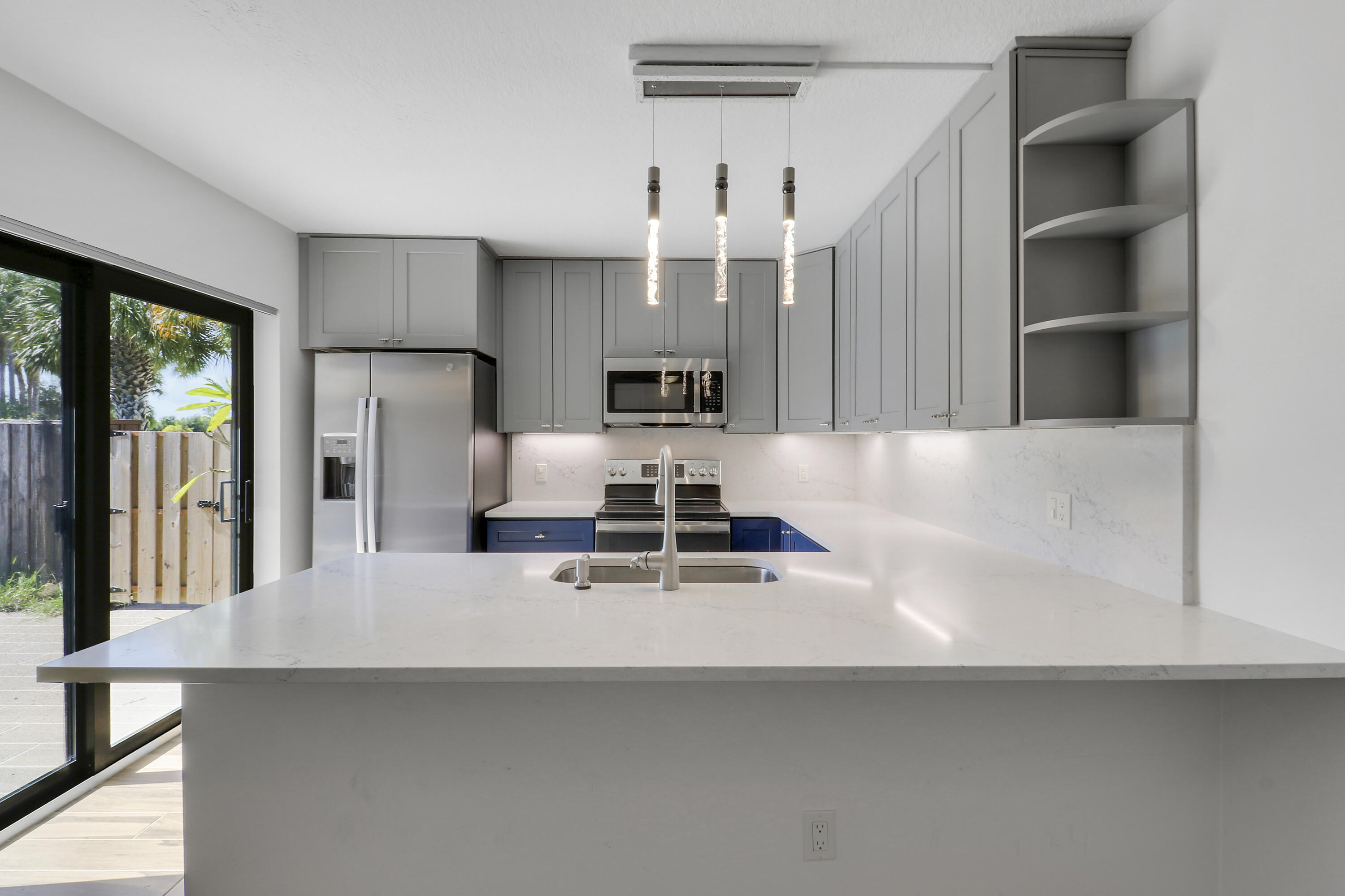 2324 23rd Court, Unit 55D Jupiter, FL 33477 - Photo 5 of 41 Kitchen