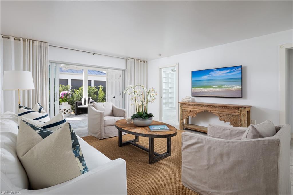 600 3rd Street South, Unit 2 Naples, FL 34102 - Photo 3 of 20