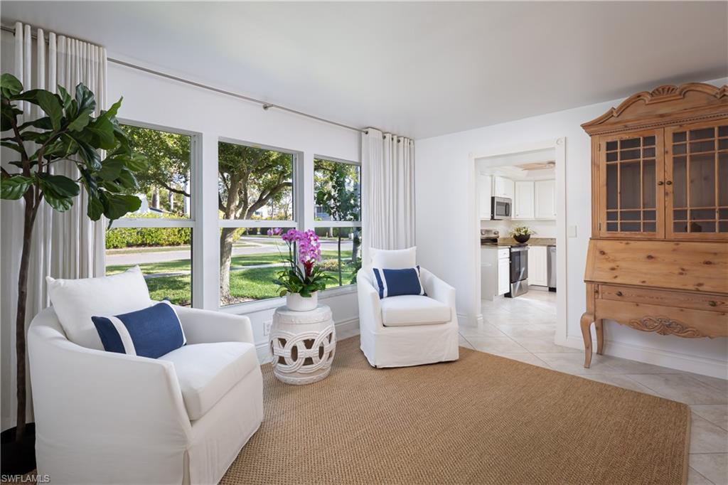 600 3rd Street South, Unit 2 Naples, FL 34102 - Photo 4 of 20