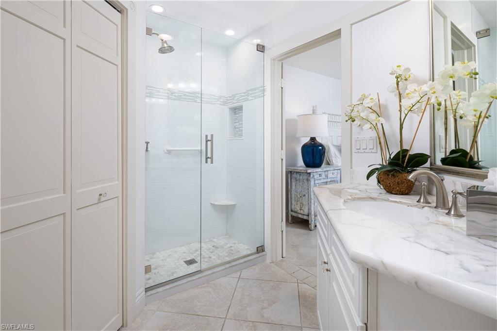 600 3rd Street South, Unit 2 Naples, FL 34102 - Photo 8 of 20