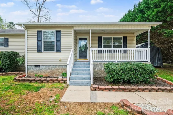 $305,000 | 2519 Saluda Drive, Gastonia, NC 28054