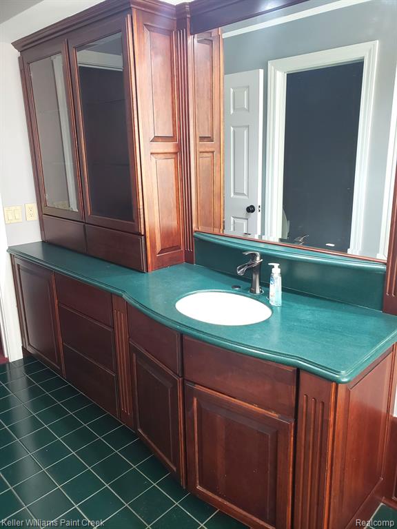 582 West Hamlin Road Rochester, MI 48307 - Photo 19 of 37