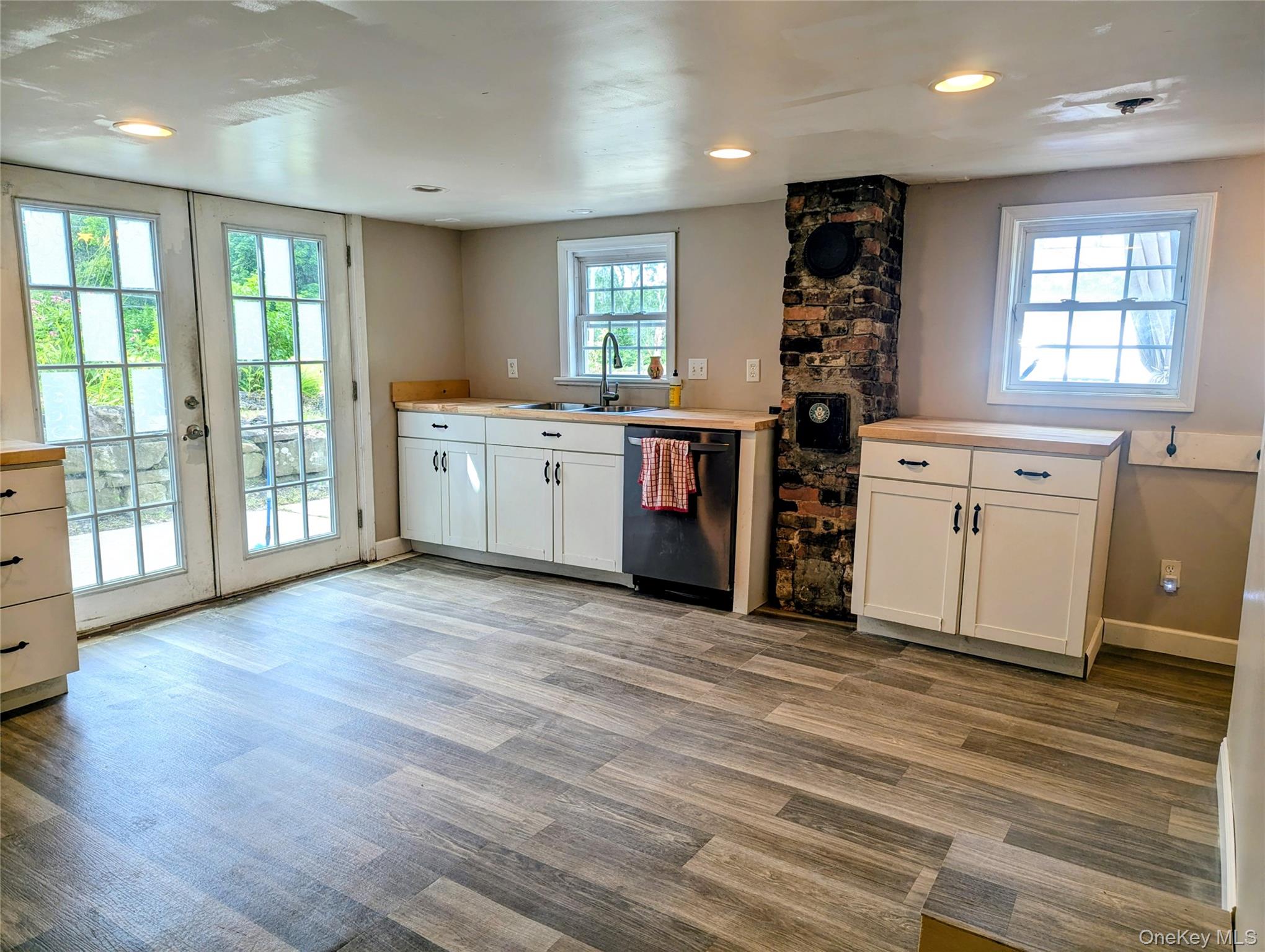 122 Castle High Road Middletown, NY 10940 - Photo 9 of 44
