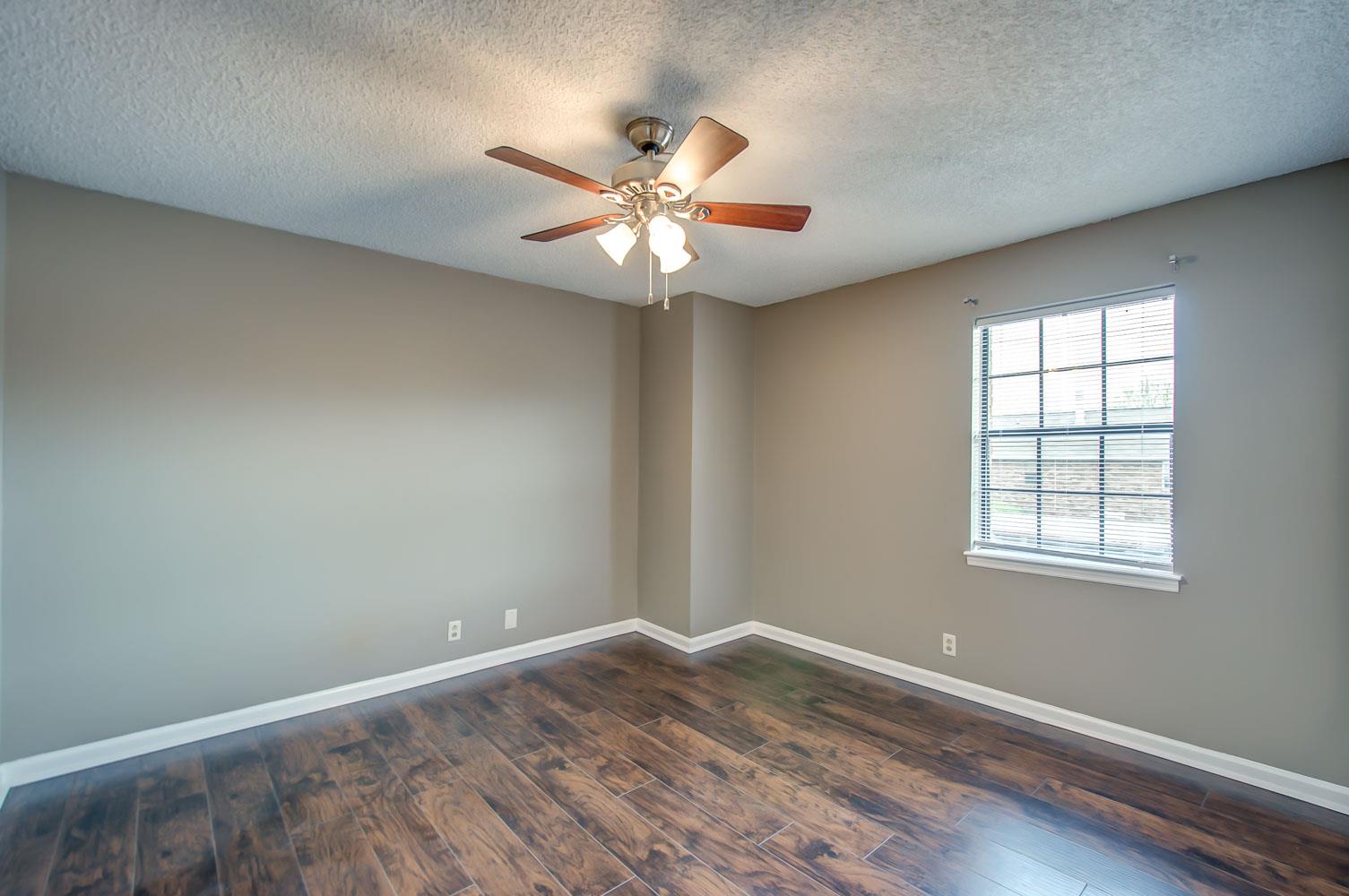 4001 Anderson Road, Unit C120 Nashville, TN 37217 - Photo 22 of 30 Bedroom 2 with new ceiling fan