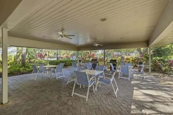 $1,995 | 3051 North Course Drive, Unit 509, Pompano Beach, FL 33069