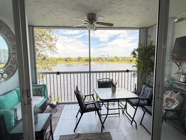 $2,250 | 3051 North Course Drive, Unit 509, Pompano Beach, FL 33069