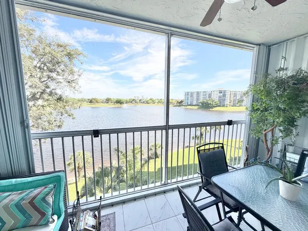 $2,250 | 3051 North Course Drive, Unit 509, Pompano Beach, FL 33069