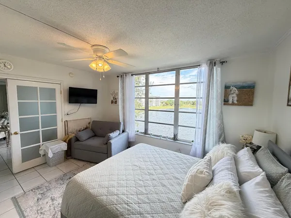$2,250 | 3051 North Course Drive, Unit 509, Pompano Beach, FL 33069
