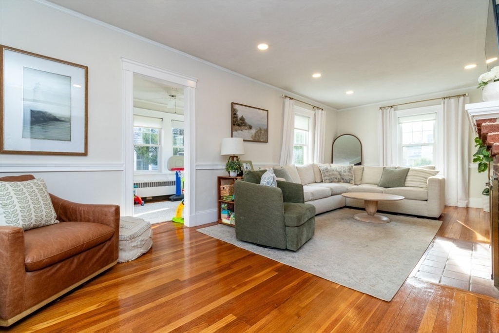 51 Stevens Road Needham, MA 02492 - Photo 2 of 34