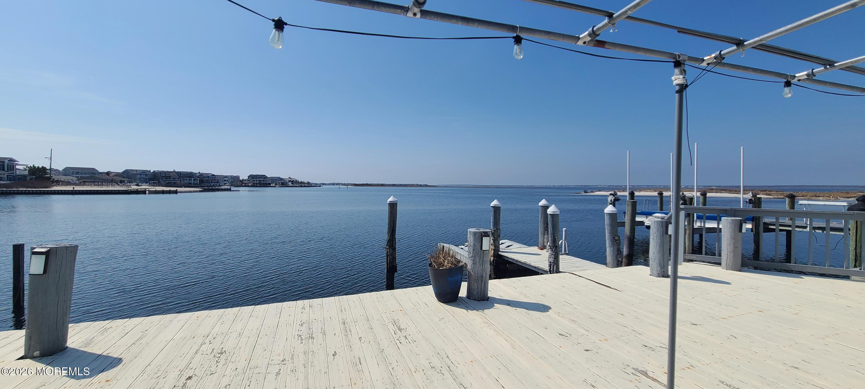 259 Joseph Street Lavallette, NJ 08735 - Photo 9 of 26 a view of a terrace