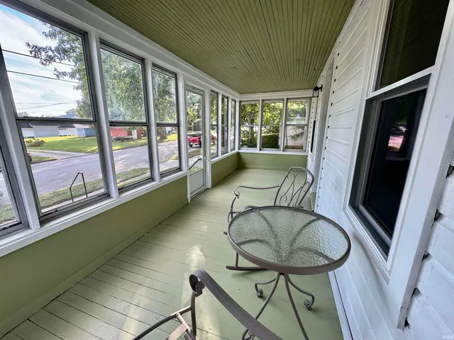 $199,900 | 708 East 2nd Street, Huntingburg, IN 47542