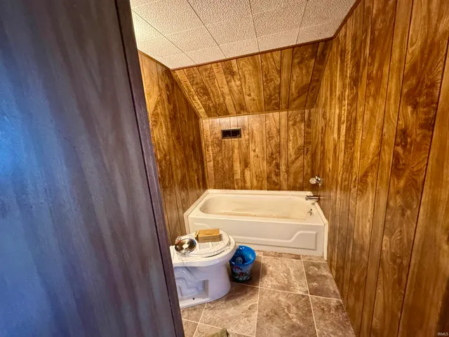 $199,900 | 708 East 2nd Street, Huntingburg, IN 47542