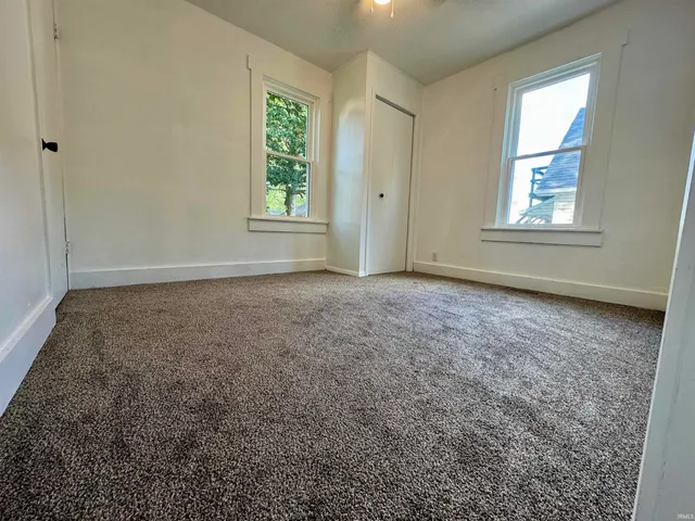 $199,900 | 708 East 2nd Street, Huntingburg, IN 47542