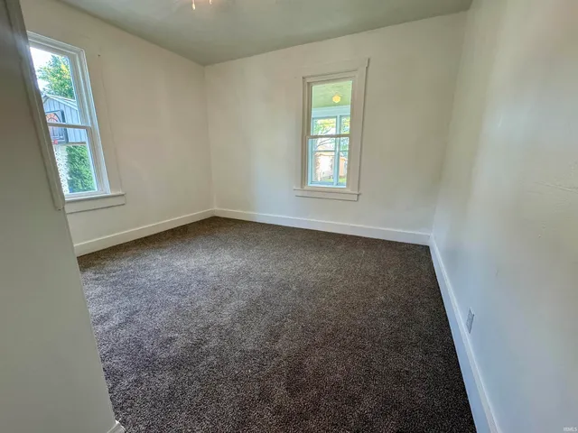 $199,900 | 708 East 2nd Street, Huntingburg, IN 47542