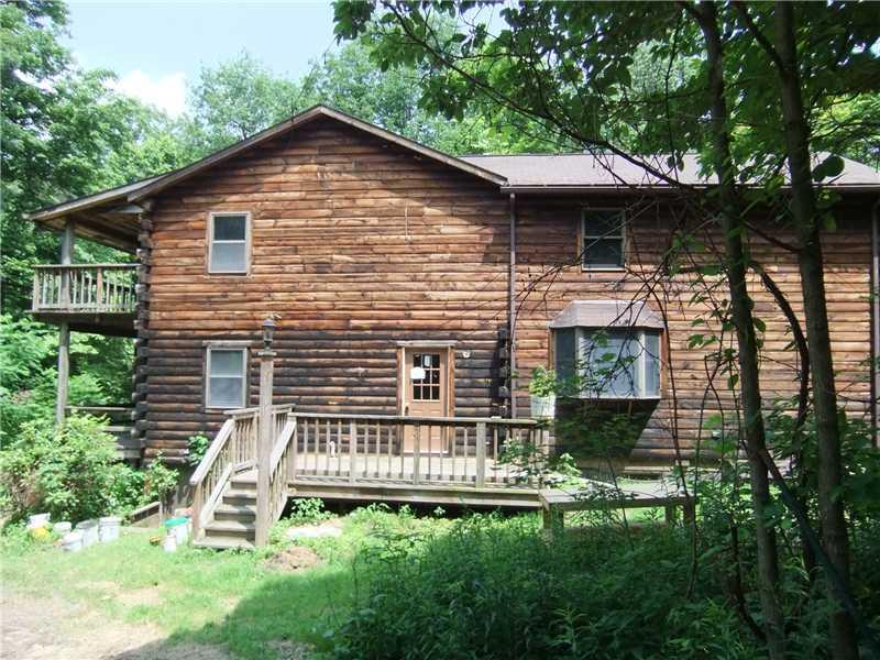 206 Sasse Road Cabot, PA 16023 - Photo 22 of 24 Exterior Back.