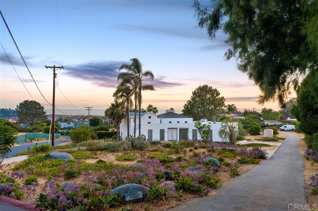 731 Avocado Place Del Mar, CA 92014 - Photo 19 of 22