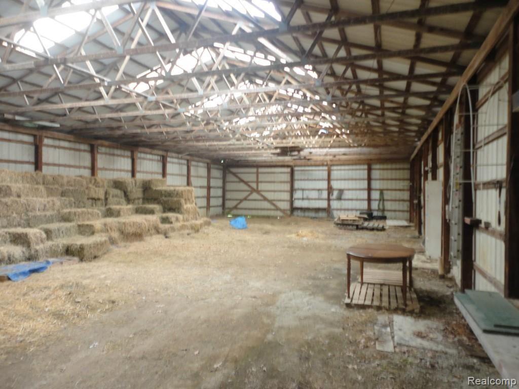 10385 Sharp Road Swartz Creek, MI 48473 - Photo 16 of 29 031.jpg
