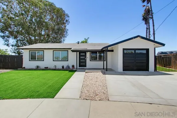 $799,000 | 4801 Siesta Place, Oceanside, CA 92057