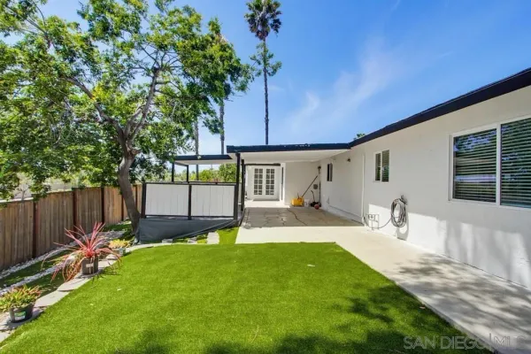 $799,000 | 4801 Siesta Place, Oceanside, CA 92057