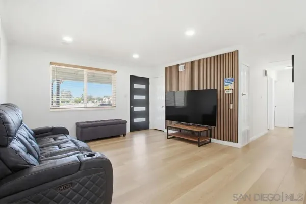 $799,000 | 4801 Siesta Place, Oceanside, CA 92057