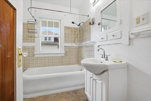 $299,900 | 514 East Main Street, Waterford, WI 53185