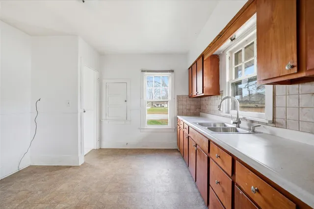 $299,900 | 514 East Main Street, Waterford, WI 53185