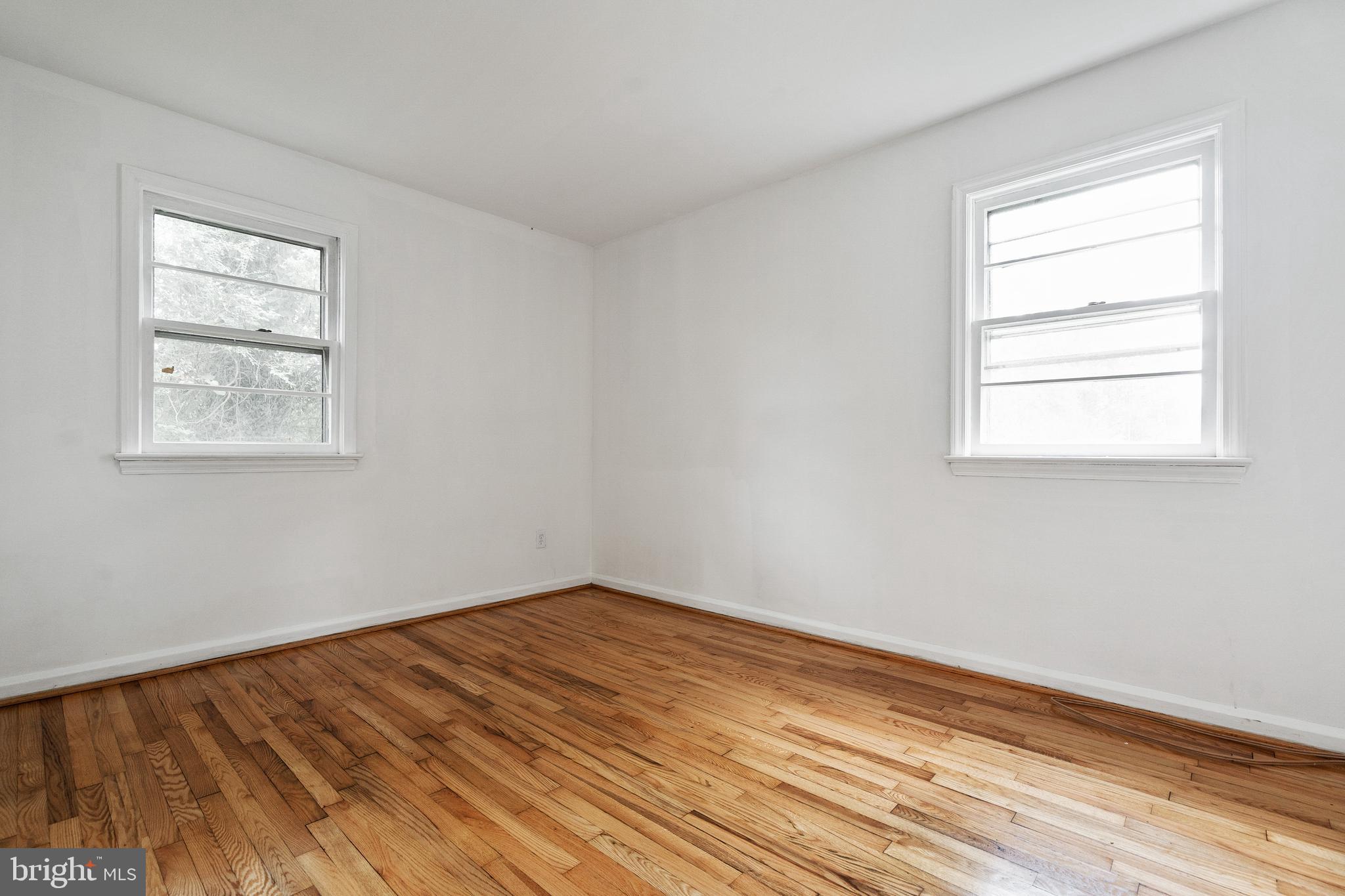 5107 Cedar Road Alexandria, VA 22309 - Photo 15 of 32 Gallery Image 15