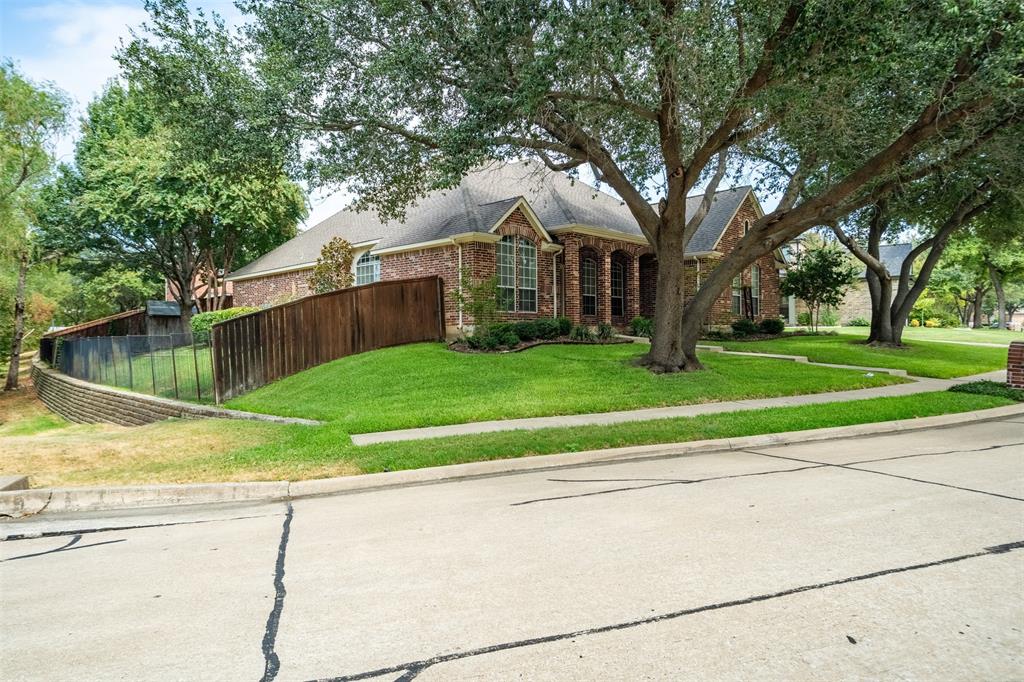 4405 Ridgecove Drive Rowlett, TX 75088 - Photo 3 of 37 Gallery Image 3